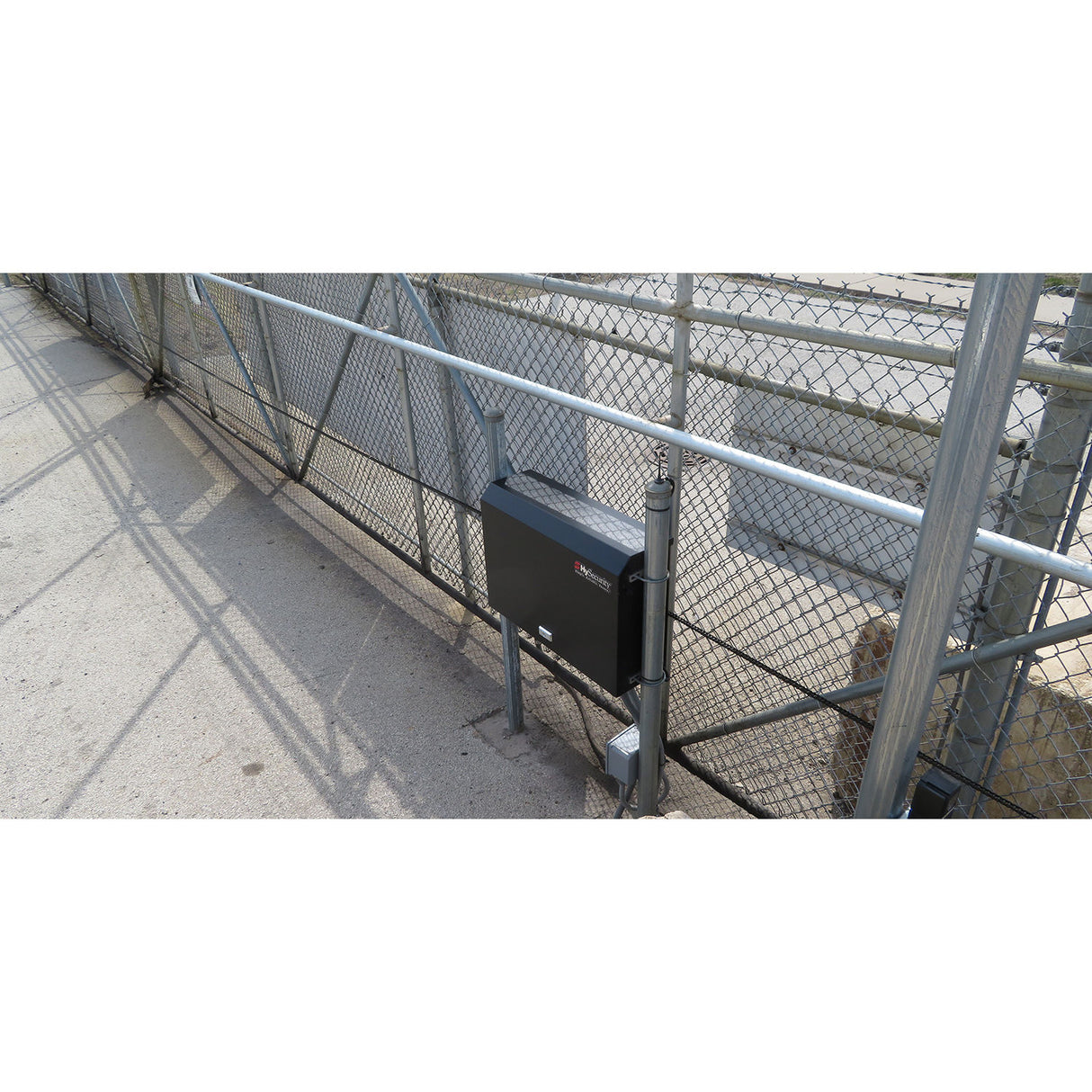 HySecurity SlideSmart HD Slide Gate Opener (shown on chainlink gate - view from the top)