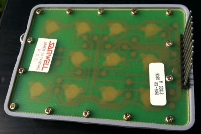 Doorking 1895-019 showing the back of the keypad